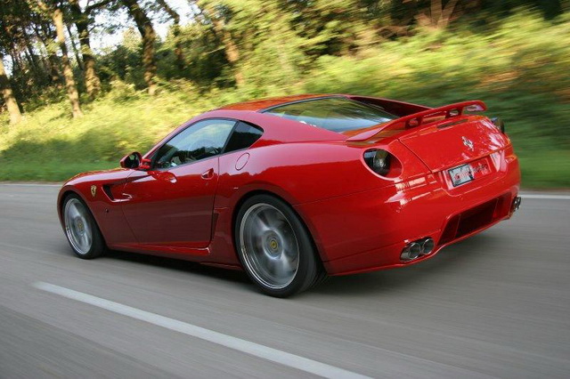 Ferrari 599 GTB 1.jpg